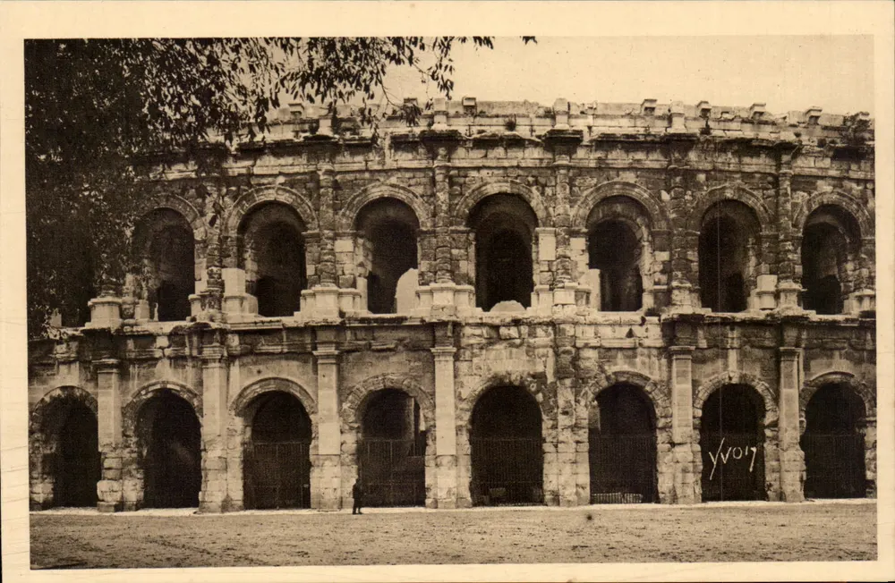 As Arenas — Nîmes (Gard) — Éditions d'Art YVON - Frente