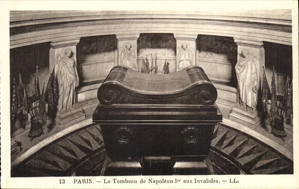 PARIS — Le Tombeau de Napoléon Ier aux Invalides — LL. — N° 13 - Recto