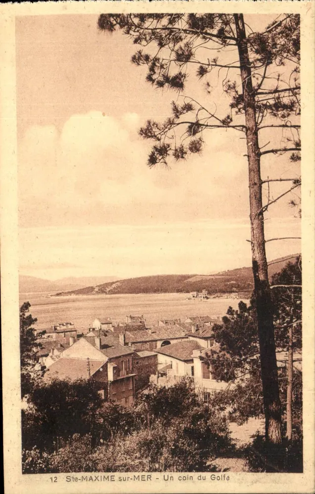 Ste-MAXIME sur-MER — A Corner of the Gulf — Publisher V. Creissels - Front