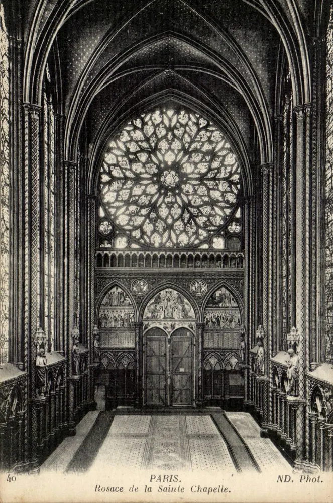Rosace da Santa Capela — Paris — ND. Fot. - Frente