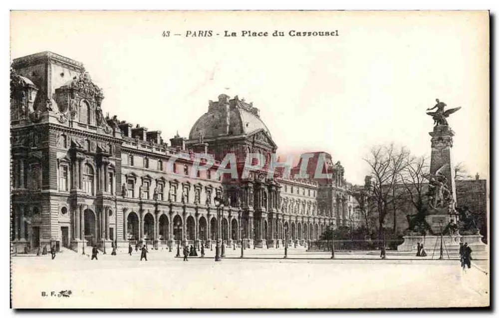 Paris - A Praça do Carrousel — vista do antigo hotel de cidade e do monumento aos Marseillais - Frente