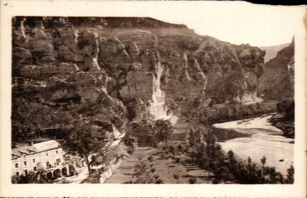 Gorges do Tarn — Entrada do Cirque — 255. Gorges do Tarn, França - Frente