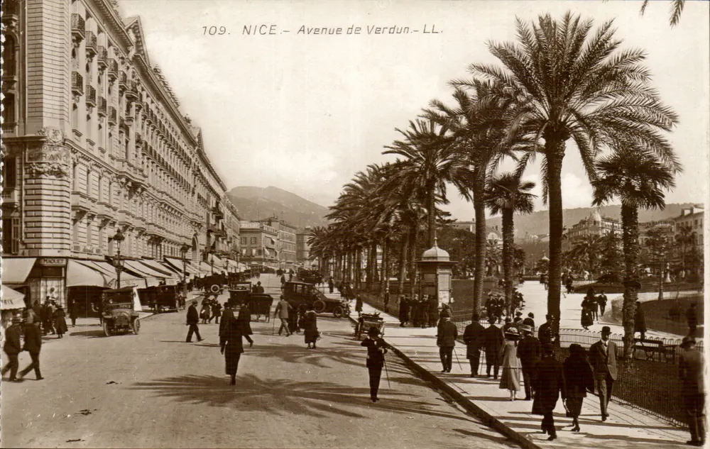 Nice - Avenue de Verdun — LL. — N°109 - Frente