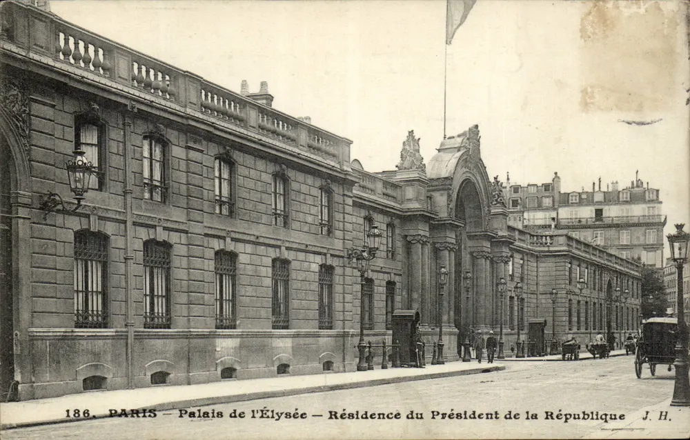 PARIS — Palast Élysée — Wohnsitz des Präsidenten der Republik — J. H. — n° 186 - Vorderseite