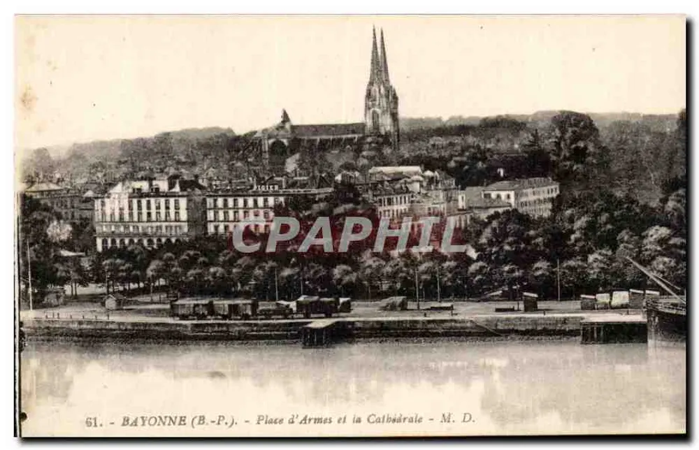 Bayonne (B.-P.) - Place d'Armes und Calbâraie - M. D. - Vorderseite
