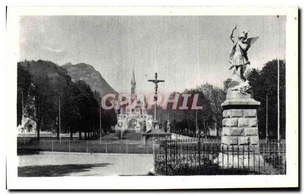 St-Michel, Kreuz der Bretonen und Basilika — Verlag P. Douard, Lourdes - Vorderseite