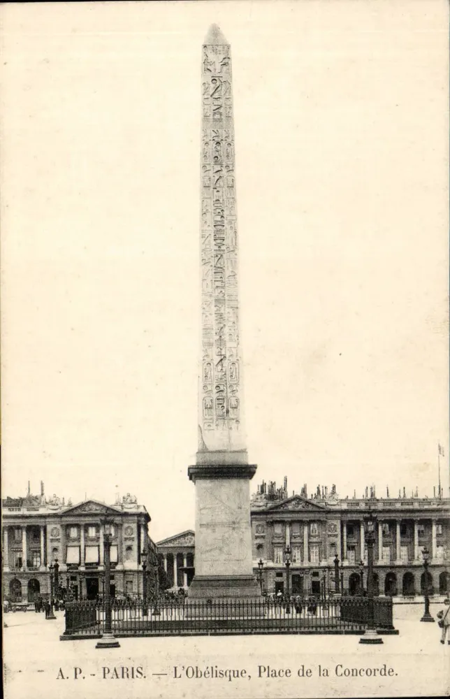 O Obélisco, Place de la Concorde — A.P. Paris — número de série não visível - Frente