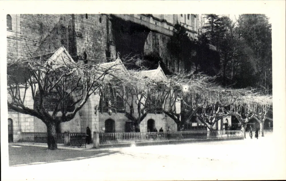 Die Piscines in Lourdes — Verlag P. Douret - Vorderseite
