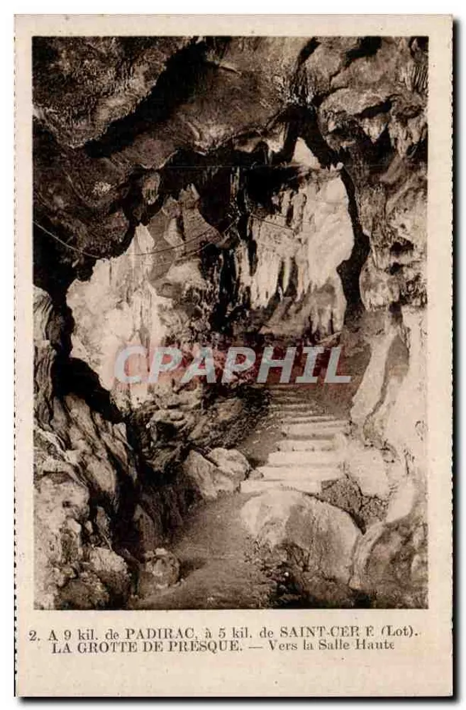 Gruta de Présque — a 9 quilômetros de Padirac, a 5 quilômetros de Saint-Céré (Lot) - Frente
