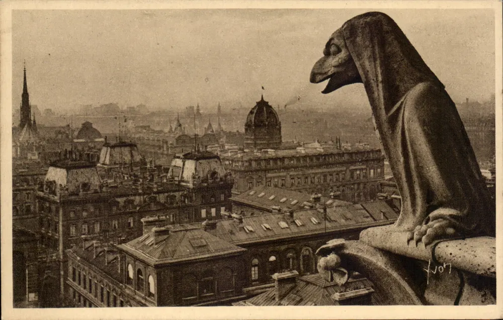 Notre-Dame de Paris — Fachada Oeste — Chimera (a freira) — Les Éditions d'Art YVON, Paris - Frente