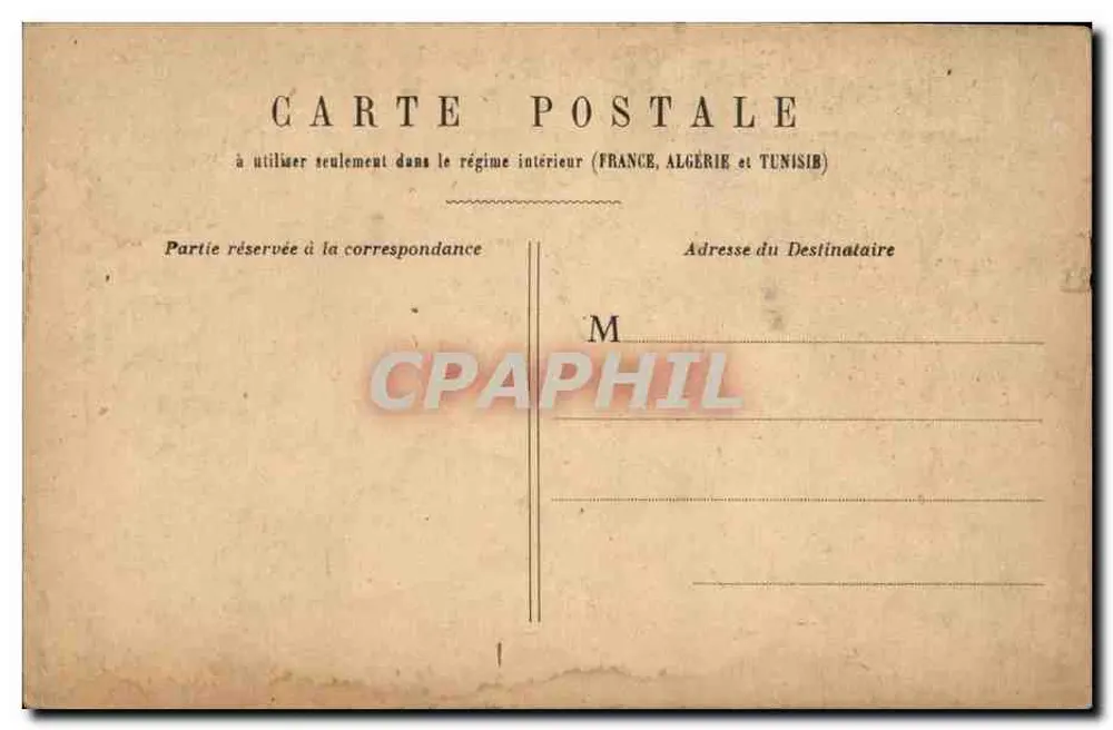 PARIS - Porta Saint-Denis — vista da arco decorado com esculturas, com tráfego de carros e pedestres — editor não visível - Verso