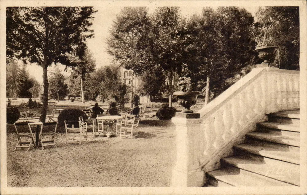 Capvern-les-Bains (H.P.) — Il Parco del Casinò — Edizione Alès, Alta Garonna - Recto