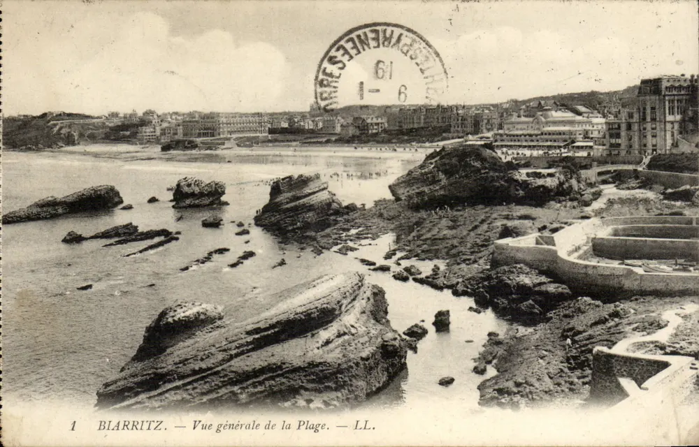 Biarritz — Vista geral da Praia — LL. - Frente