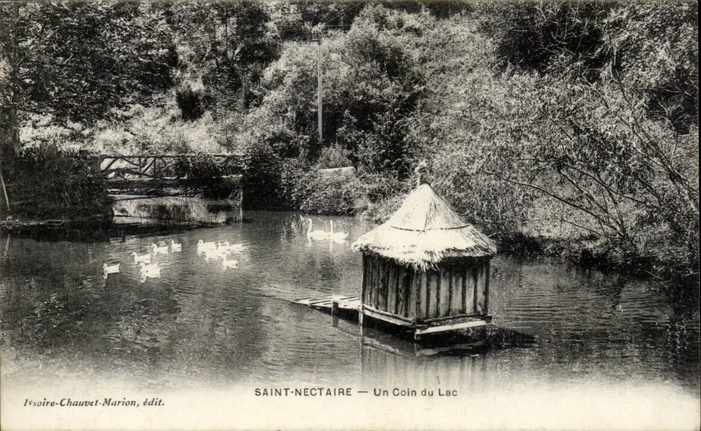 Saint-Nectaire — Um Canto do Lago — Issoire-Chauvet-Marion, editor - Frente