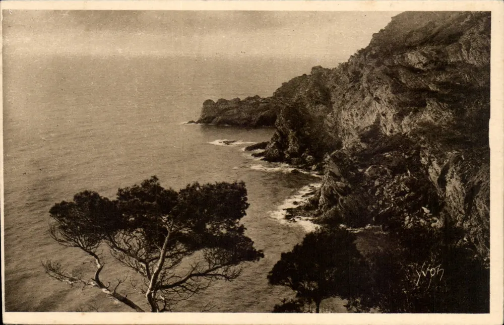 Die Inseln von Hyères (Var) — Porquerolles — La Grande Cale — Kunstausgabe YVON, Paris - Vorderseite
