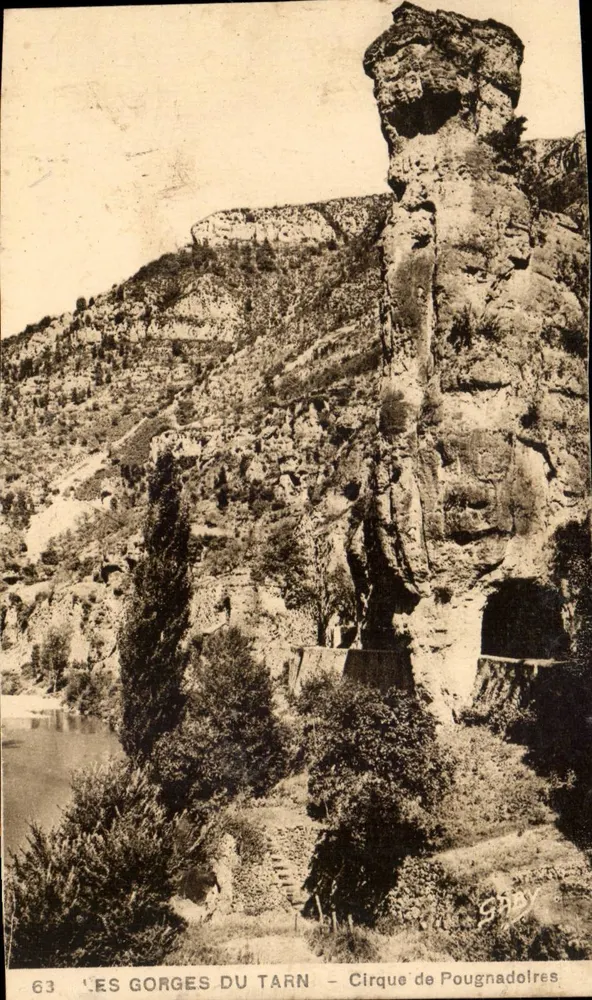 As Gorges do Tarn — Cirque de Pougnadoures — Gaby - Frente