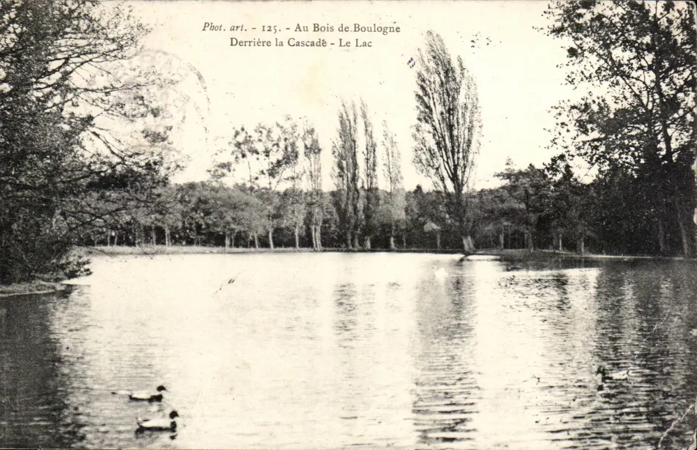 Im Bois de Boulogne — Hinter der Cascadé — Der See — Phot. art. 125 - Vorderseite