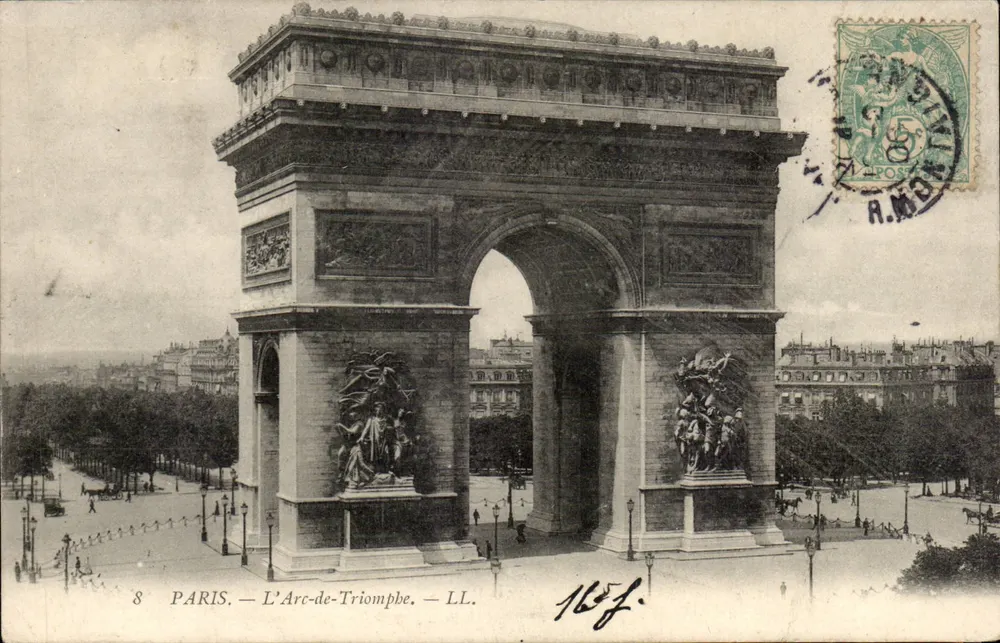 Paris — O Arco do Triunfo — LL. - Frente