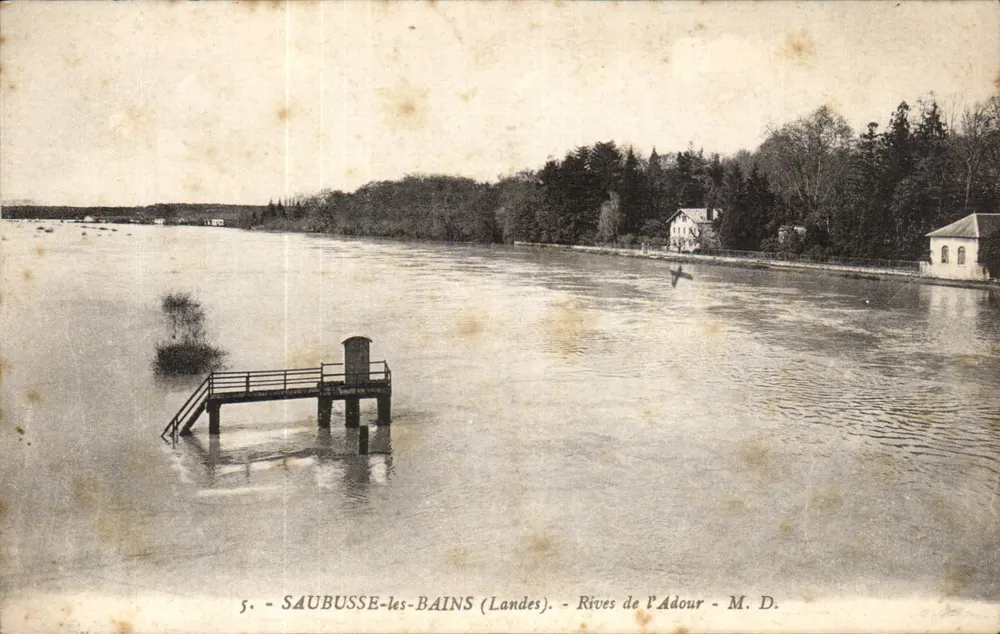 Saubusse-les-Bains (Landes) — Rives do Adour — M. D. - Frente