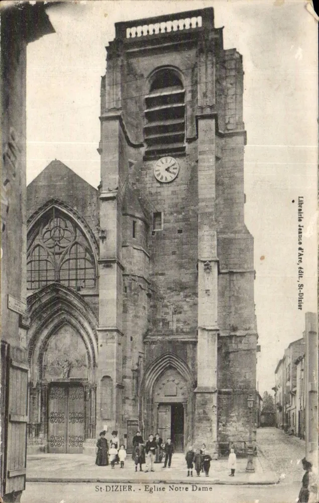St-Dizier — Kerk van Notre-Dame — Boekhandel Jaume d'Arce, uitg. St-Dizier - Voorkant