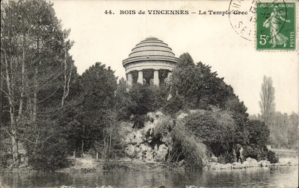 Bois de Vincennes — O Templo Grego — E. Maucuit, fot.édit., Paris, n°44 - Frente
