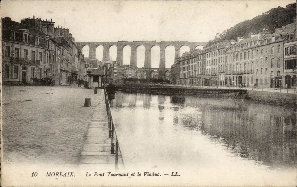 Morlaix — Der Drehbrücke und der Viadukt — LL. N° 10 - Vorderseite