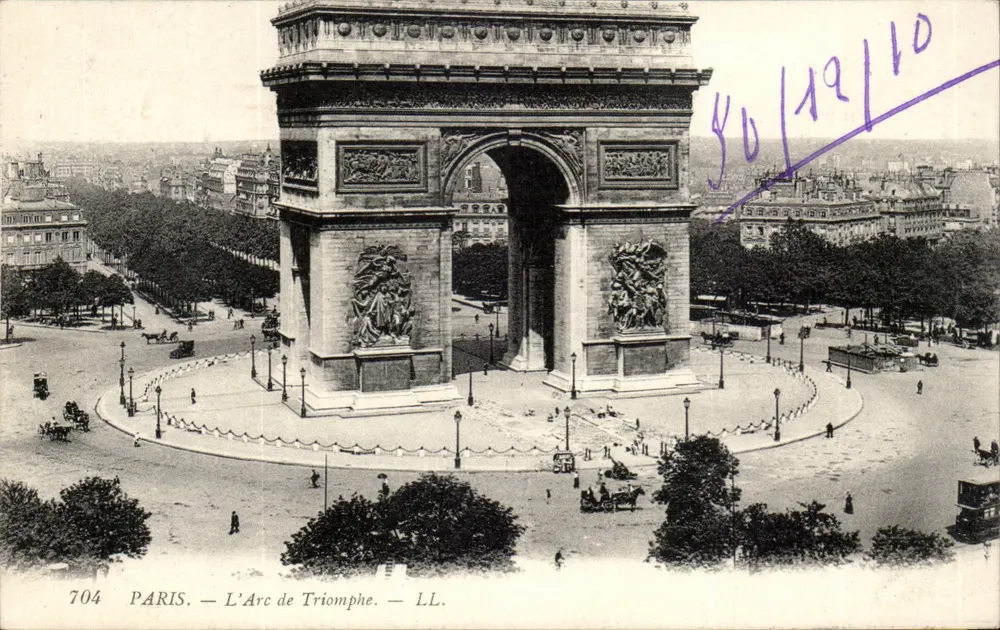 Paris — O Arco do Triunfo — LL. n° 704 - Frente