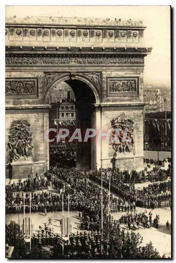 Arc de Triomphe — Feier — Paris, Frankreich - Vorderseite