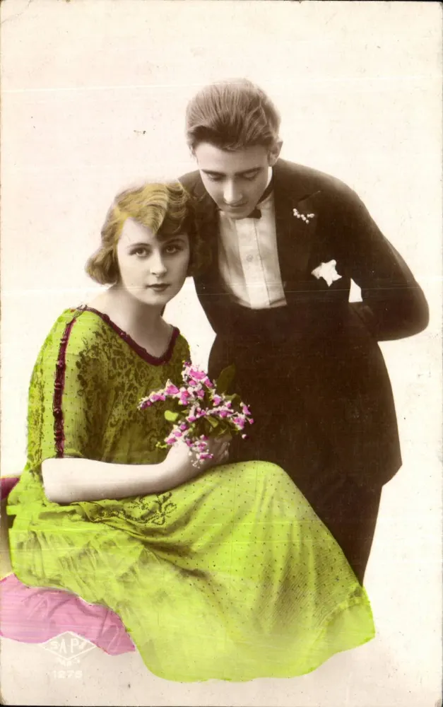Young couple in evening attire — SAP Paris 1879 - Front