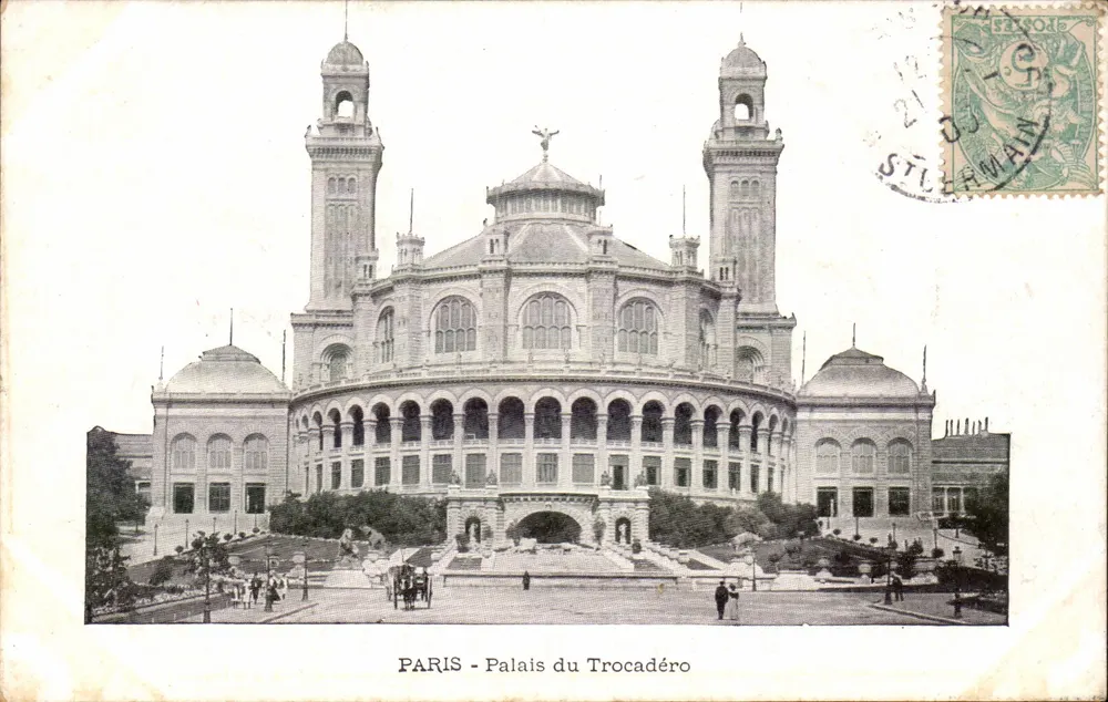 PARIS - Palácio do Trocadéro — vista arquitetônica — editor não identificado - Frente