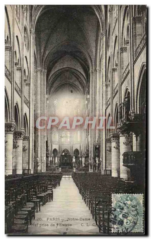 Paris - Notre-Dame - Nef vista da entrada — C. L. C. - Frente