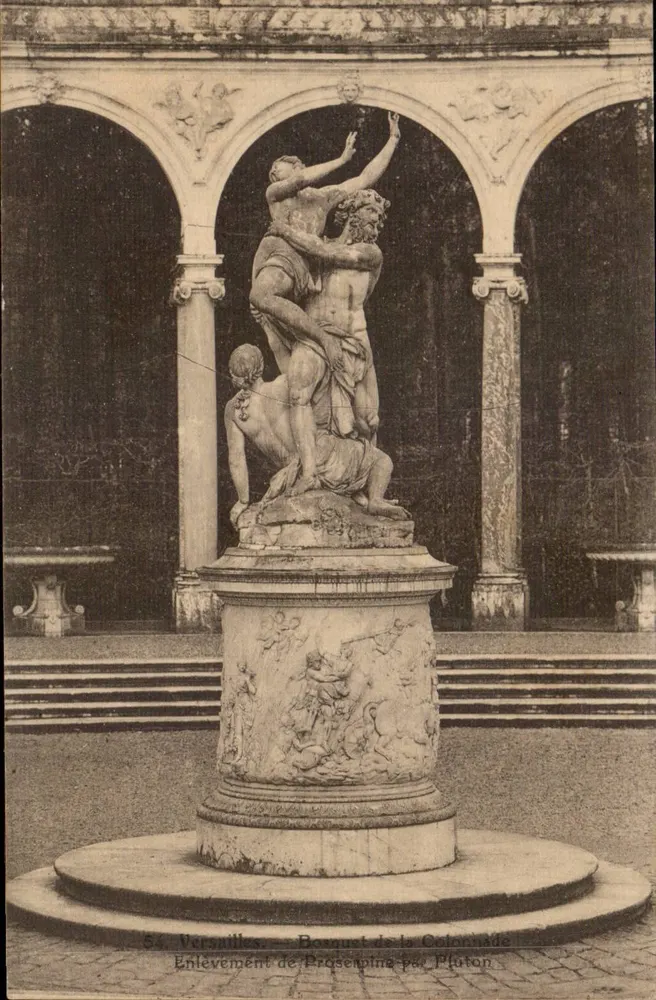 Versalhes — Bosquet da Colonnada — O Sequestro de Proserpina por Plutão - Frente