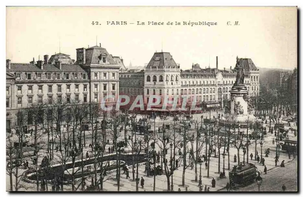 Paris — A Praça da República — C.M. n°42 - Frente