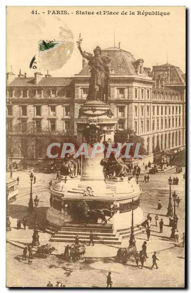 Paris - Estátua e Praça da República — Bilhete postal antigo n°41, editor não visível - Frente