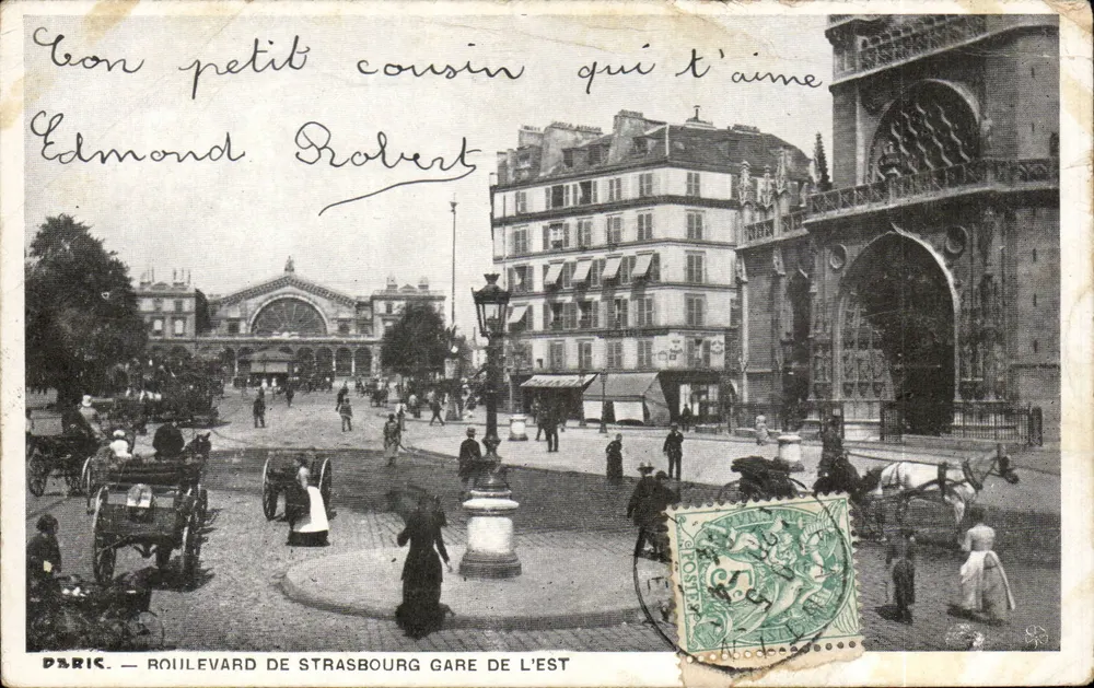 Paris — Boulevard de Strasbourg, Estação de Trem — editor não visível - Frente
