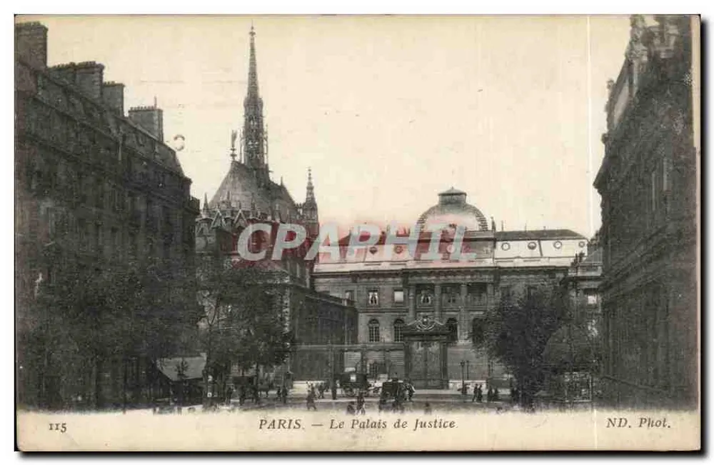 PARIS — O Palácio de Justiça — ND. Fot. - Frente