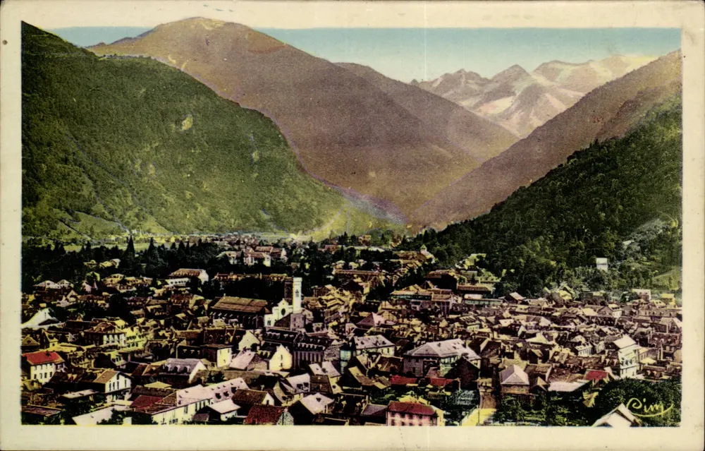 Luchon (Hte-Garonne) — Vue Générale — Cambriel Typ. Maçon - Frente