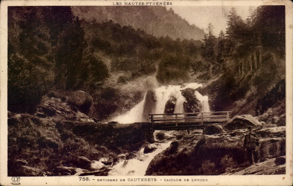 Cascata de Lutour — Arredores de Cauterets — As Altas Pirineus — Ed. « Pir.-Océan », Lalouche frères, n° 758 - Frente