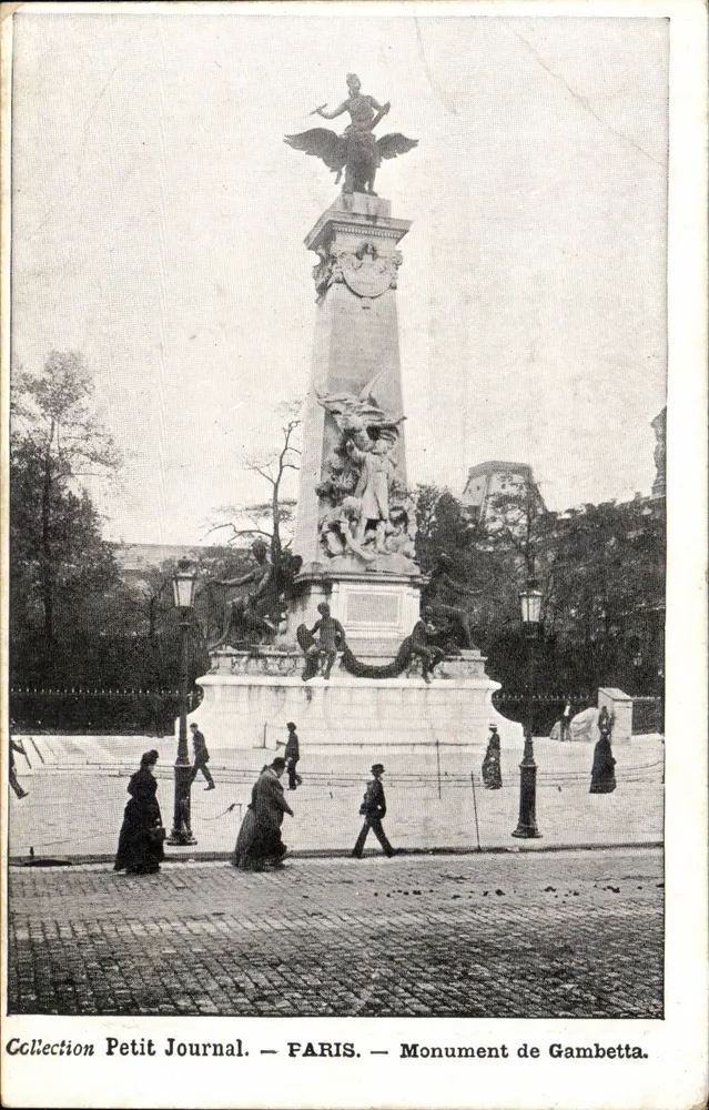 Monumento de Gambetta — Paris — Coleção Petit Journal - Frente