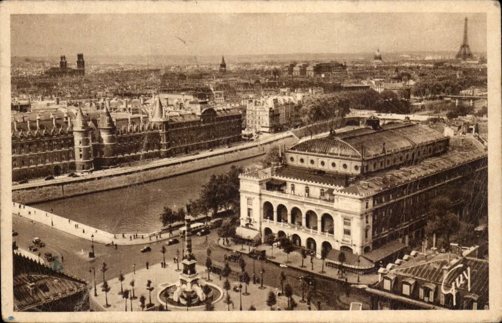 Paris und seine Wunder — Panorama der Place du Châtelet und des Palais de Justice — Verlag d'Art & Guy, Nr. 27X50 - Vorderseite