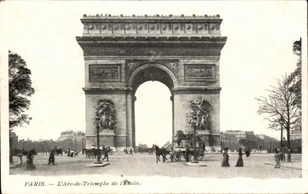 Paris — O Arco do Triunfo da Estrela - Frente