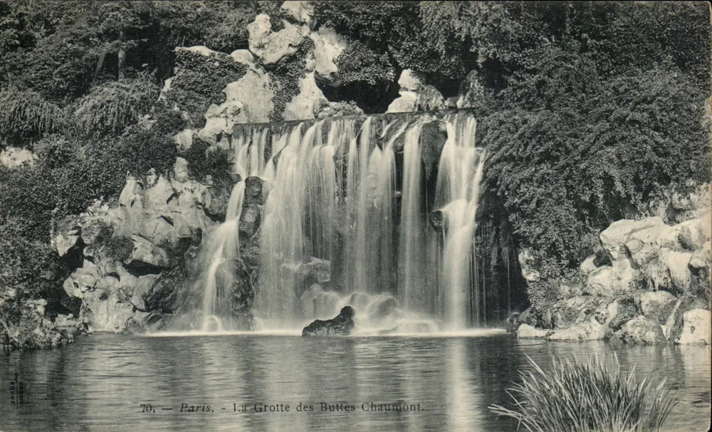 Paris — A Gruta das Buttes Chaumont — n°70 - Frente