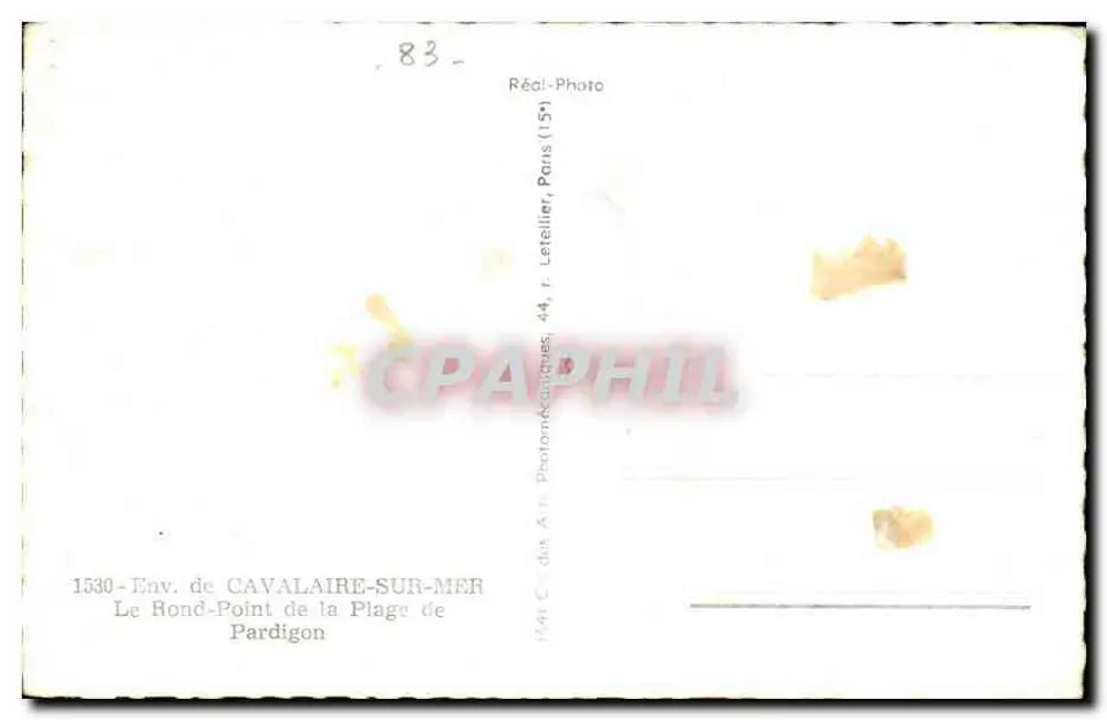 O Rond-Point da Praia de Pardigon — Env. de CAVALAIRE-SUR-MER — Réal-Photo, Paris - Verso