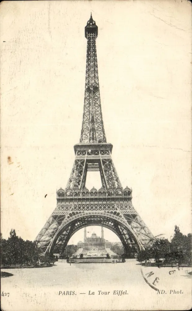 PARIS — Torre Eiffel — ND. Fot. n°427 - Frente