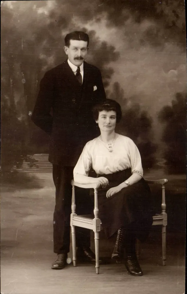Retrato de casal — época 1910-1920 — editor não identificado - Frente