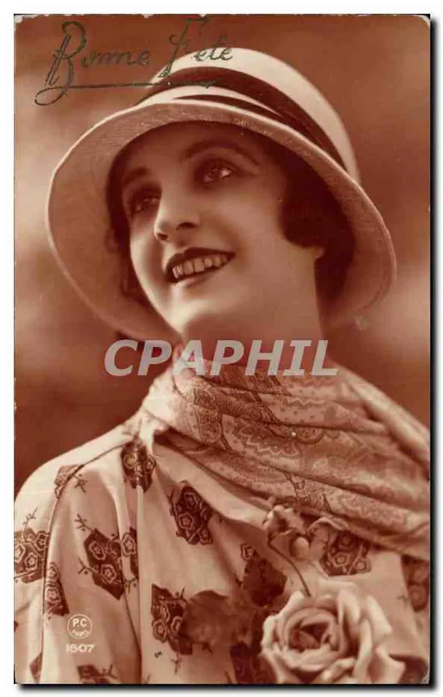 Lächelnde Frau mit Hut — 'Bonne Fête' — PC 1507, P-C Paris - Vorderseite