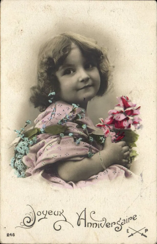 Mädchen mit Blumenstrauß — Frohe Geburtstagskarte — E X P, n°246 - Vorderseite