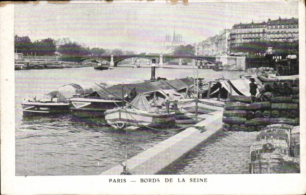 Paris — Bordas da Seine — editor não visível - Frente