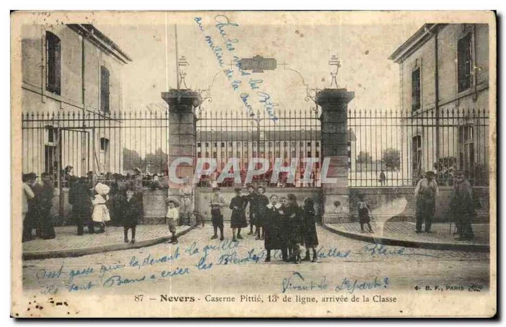 Nevers - Kasernen Pittié, 13. Linie, Ankunft der Klasse — B.F. Paris - Vorderseite