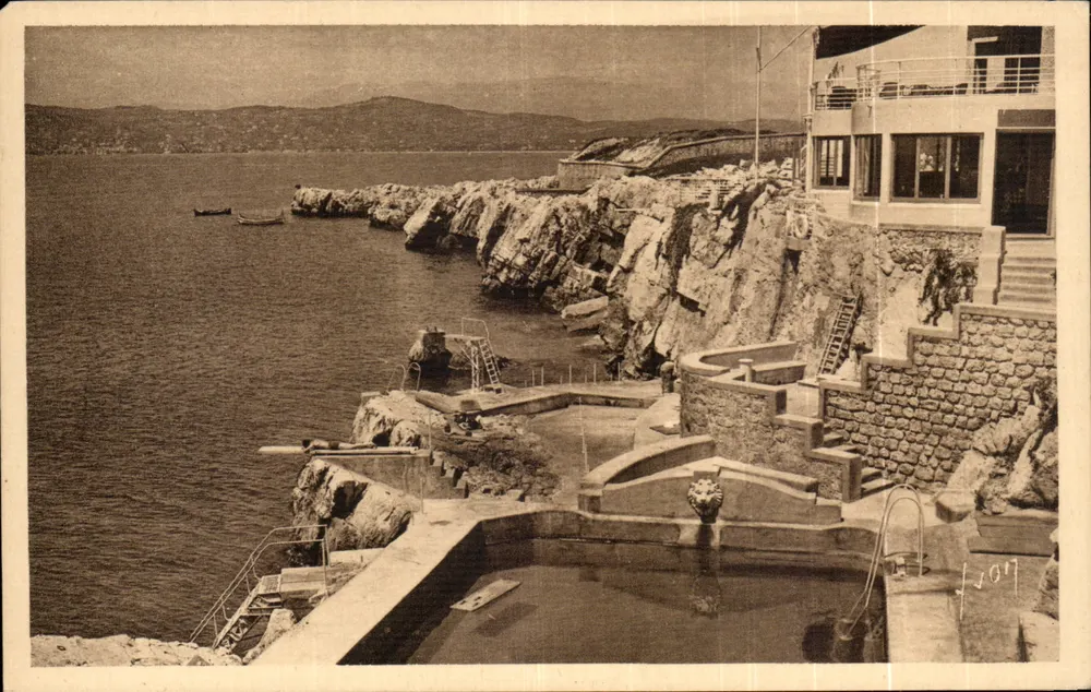 Cap d'Antibes — A Piscina de Eden-Roc — Éditions d'Art Vichy - Frente